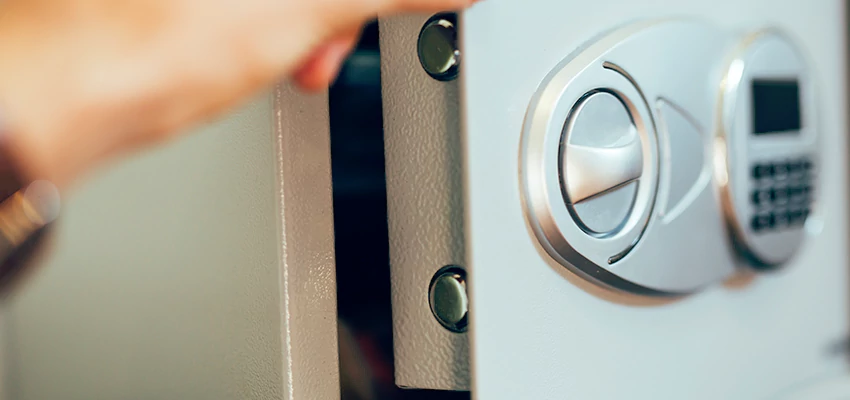 Fingerprint Safe Openers in Pomona, CA